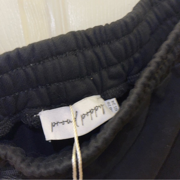 NWT Proud Poppy Adore Rainbow Heart Sweatpants by Kasey Rainbow AU 28 US 24 - Picture 4 of 10